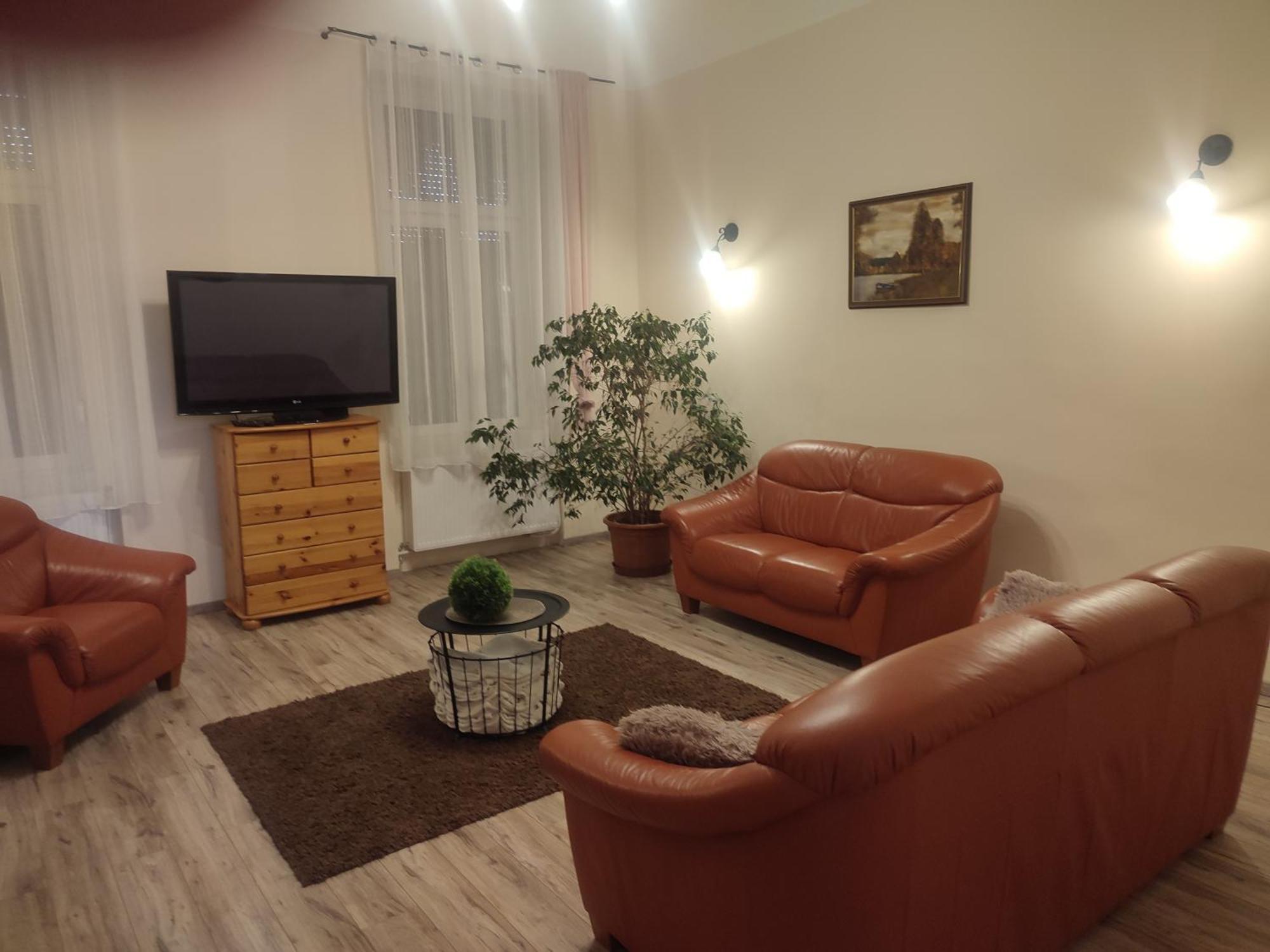 Szent Janos Apartman Makó Exterior foto